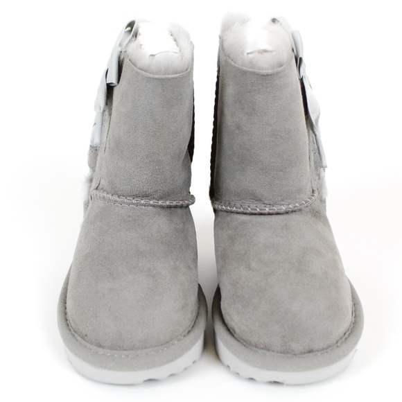 NEW UGG Kid Water-Resistant Shearling Boots – Warm & Durable Winter Boots - Picture 5 of 13